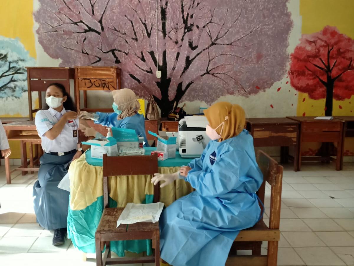 Kegiatan Vaksinasi Siswa SMAN 1 Muara Enim