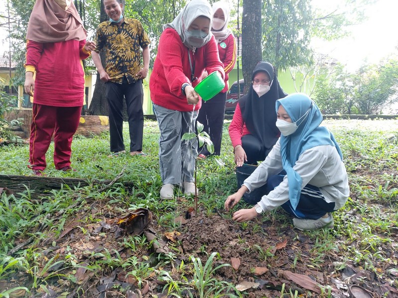 Hari Pohon Sedunia tahun 2022